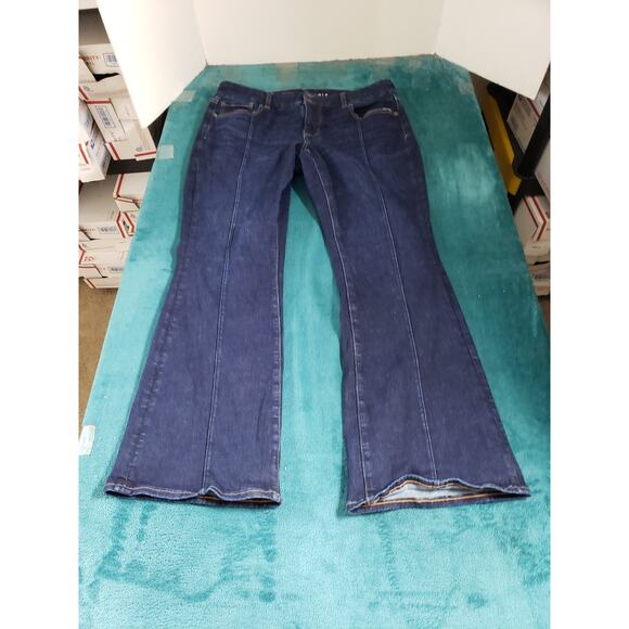 American Eagle Jeans Size 16 Womens Blue Stretch Mid Rise Curvy Kick Bootcut - Picture 1 of 14